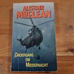 Ondergang om Middernacht - Alistair MacLean, Ophalen of Verzenden, Gelezen, Alistair MacLean, Nederland