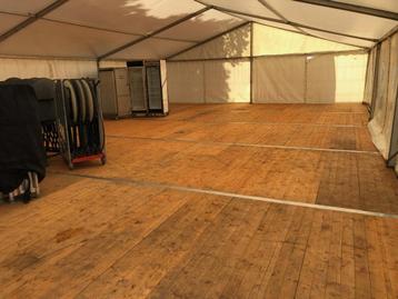 Tentvloer / Terrasvloer / Stelvloer 150m2 beschikbaar voor biedingen
