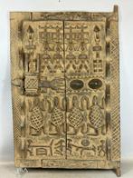 251171 Oud Afrikaans Dogon Graanopslag Deur - Mali., Ophalen of Verzenden