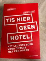 Tis hier geen hotel - Saskia Smith & Martine de Vente, Ophalen of Verzenden, Gelezen, Opvoeding vanaf 10 jaar