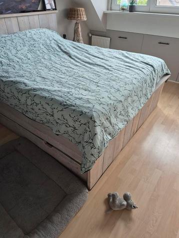 2 persoons bed
