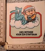 Vintage sticker piloot strip propaganda defensie luchtmacht, Ophalen of Verzenden, Zo goed als nieuw, Overige typen