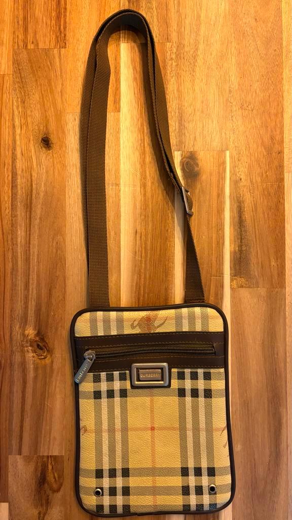 Burberry Mini Schoudertas, Sieraden, Tassen en Uiterlijk, Tassen | Damestassen, Zo goed als nieuw, Schoudertasje, Beige, Ophalen of Verzenden