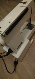 Mooie naaimachine te koop, Hobby en Vrije tijd, Naaimachines en Toebehoren, Ophalen of Verzenden, Zo goed als nieuw, Overige merken