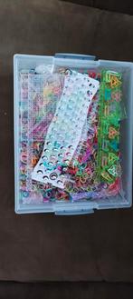 bak vol loombandjes en benodigdheden, Ophalen of Verzenden, Gebruikt, Materiaal