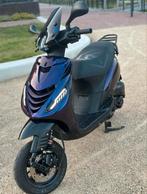 Piaggio zip 4takt, Fietsen en Brommers, Scooters | Piaggio, Maximaal 45 km/u, Zip, Ophalen of Verzenden, Zo goed als nieuw