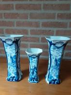 Antieke vazen.  DELFT DEC  501 B, Antiek en Kunst, Ophalen of Verzenden