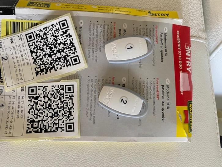 entry 5710 Set van 2 Duo transponders, Huis en Inrichting, Overige Huis en Inrichting, Ophalen of Verzenden