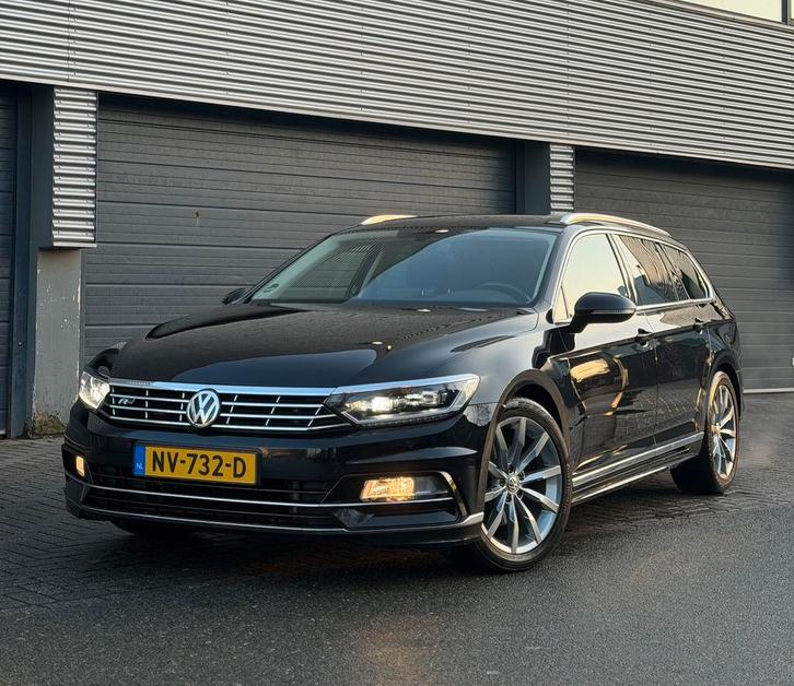 Volkswagen Passat 1.6 TDI 88KW BMT Variant DSG 2017 Zwart, Auto's, Volkswagen, Particulier, Passat, Diesel, C, Stationwagon, Automaat