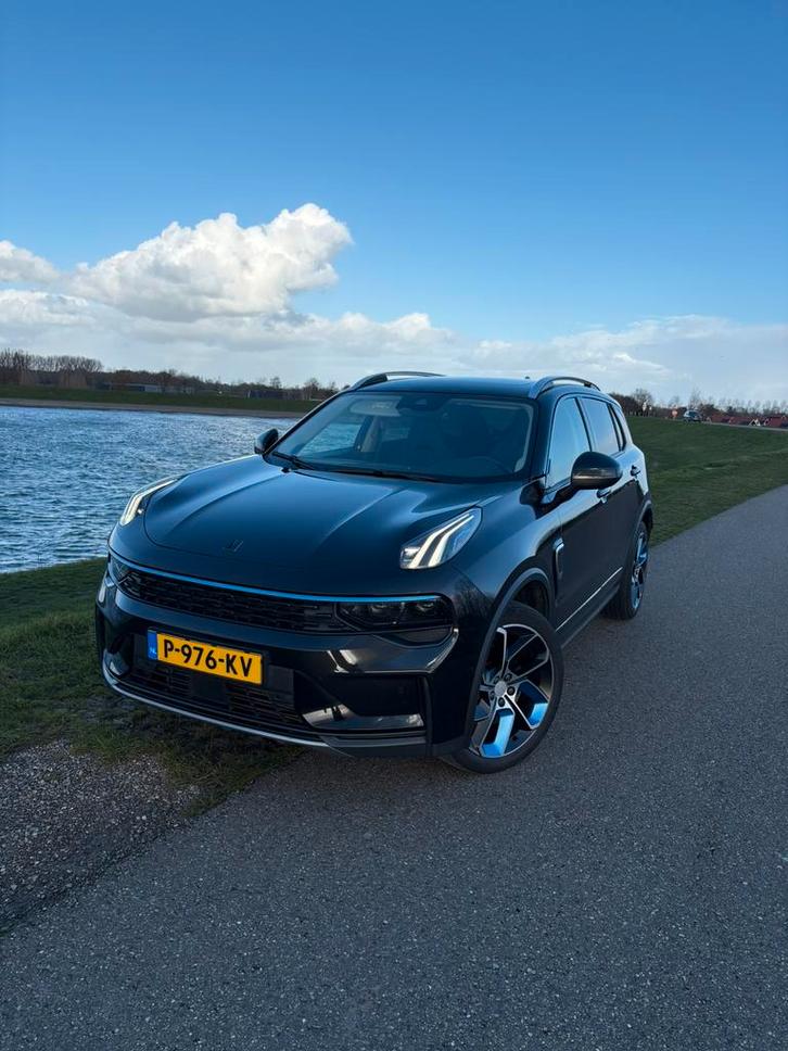 Lynk & Co 1.5TD 261pk 2022 Zwart met trekhaak, Auto's, Lynk & Co, Particulier, Hybride Elektrisch/Benzine, Plug-in hybride, A