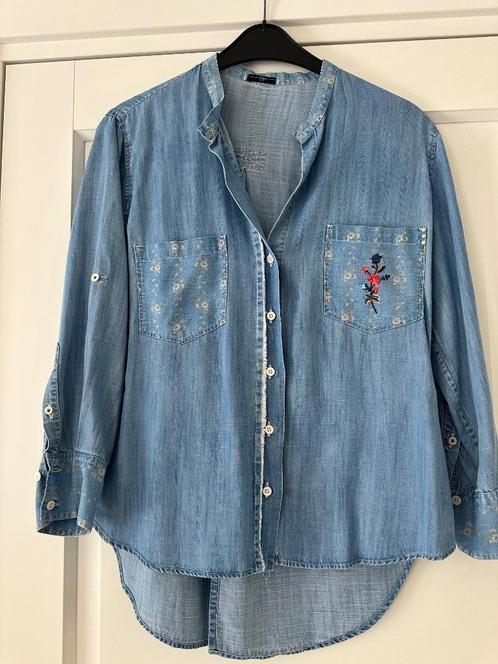 HIGH USE spijkerblouse, maat D40, Kleding | Dames, Blouses en Tunieken, Zo goed als nieuw, Maat 42/44 (L), Blauw, Ophalen of Verzenden