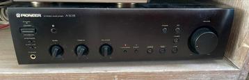 Pioneer A-303R stereo versterker (zonder afstandsbediening) beschikbaar voor biedingen