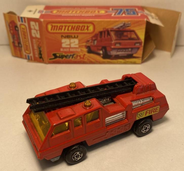 Matchbox 22F-3 Blaze Buster, Hobby en Vrije tijd, Modelauto's | Overige schalen, Zo goed als nieuw, Bus of Vrachtwagen, Ophalen of Verzenden