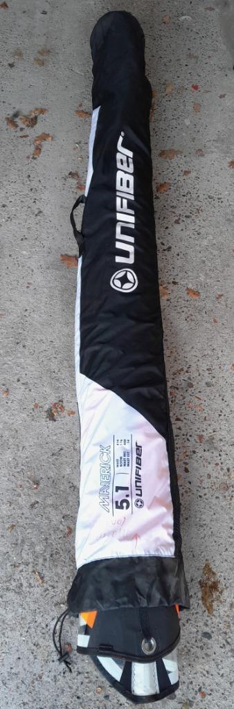 5.1 m2 surfzeil en heuptrapeze te koop beschikbaar voor biedingen