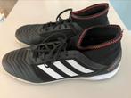 Adidas sportschoen Predator met sokje maat 44 2/3, Sport en Fitness, Voetbal, Schoenen, Ophalen of Verzenden, Zo goed als nieuw