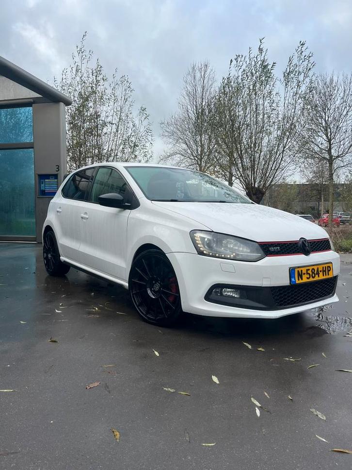 Volkswagen polo 6r gti 2013, Auto's, Volkswagen, Particulier, Benzine, Hatchback, Geïmporteerd, Wit, Ophalen