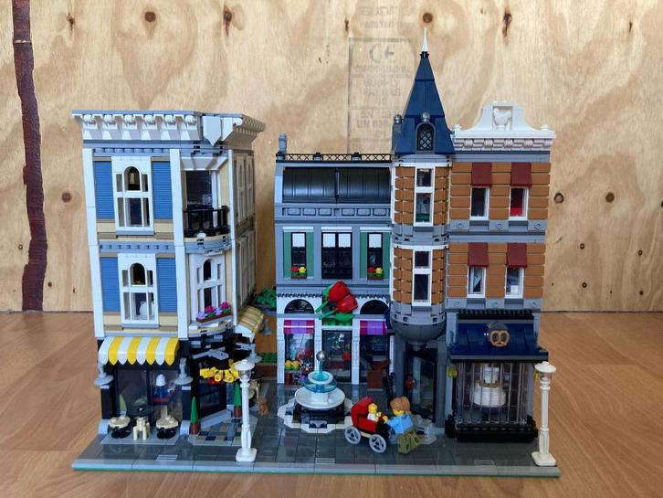 Lego - Assembly square - 10255, Kinderen en Baby's, Speelgoed | Duplo en Lego, Gebruikt, Lego, Complete set, Ophalen of Verzenden