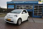 Toyota IQ 1.0 VVTi Aspiration nwe apk, Auto's, Gebruikt, 4 stoelen, Leder en Stof, Bedrijf