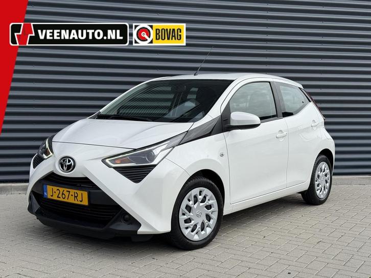Toyota Aygo 1.0 VVT-i x-play Camera/Apple Carplay/LED, Auto's, Toyota, Bedrijf, Te koop, Aygo, ABS, Achteruitrijcamera, Airbags