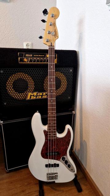 Squier Classic Vibe 60s Jazz Bass, Olympic White, beschikbaar voor biedingen