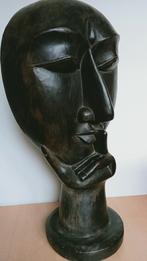 Groot staand beeld sculptuur "Stilte" innerlijke kracht, Huis en Inrichting, Woonaccessoires | Boeddhabeelden, Ophalen of Verzenden