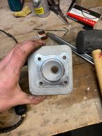 50cc cilinder kop piagio 2 t, Ophalen of Verzenden, Zo goed als nieuw, Cilinder