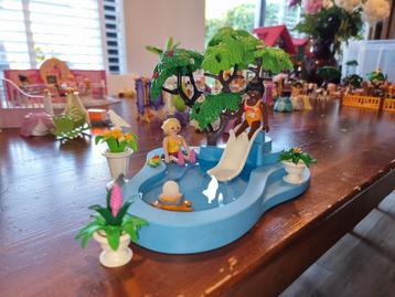 Playmobil family zwembad beschikbaar voor biedingen