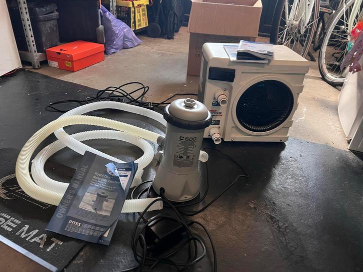 Warmtepomp + Filterpomp Zwembad, Tuin en Terras, Zwembad-toebehoren, Zo goed als nieuw, Verwarming, Ophalen