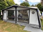 LMC Luxus caravan met kinderkamer + Isabella voortent, 75 kg, Particulier, 5 tot 6 meter, Luifel