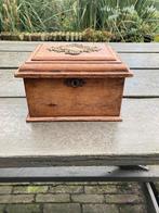 Antiek kistje, Ophalen of Verzenden