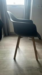 Zwarte kuipstoel, Huis en Inrichting, Stoelen, Ophalen, Zo goed als nieuw, Zwart, Eén