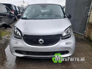 Gaspedaal van een Smart Forfour beschikbaar voor biedingen