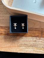 Chanel cc oorbellen, Sieraden, Tassen en Uiterlijk, Oorbellen, Ophalen of Verzenden, Zo goed als nieuw, Goud, Overige materialen