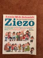 Ziezo - 347 kinderversjes - Annie M. G. Schmidt, Boeken, Annie M.G. Schmidt, Ophalen of Verzenden, Fictie algemeen, Zo goed als nieuw