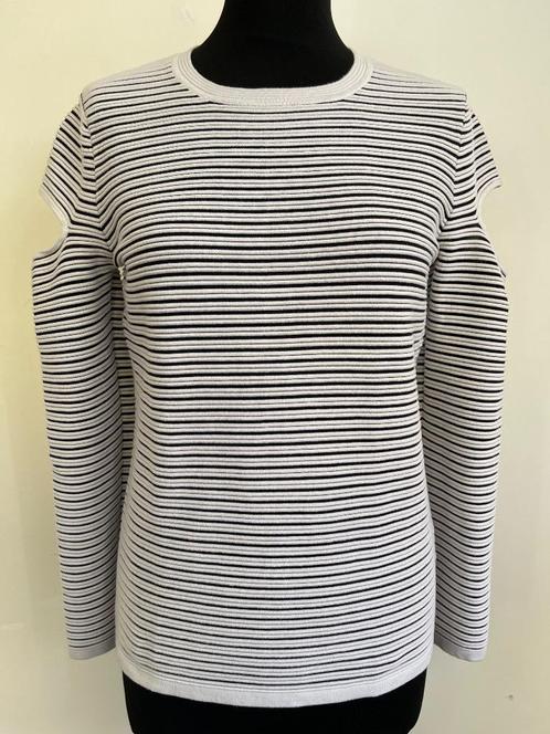 Karen Millen | shirt in maat 38, Kleding | Dames, T-shirts, Zo goed als nieuw, Maat 38/40 (M), Wit, Ophalen of Verzenden