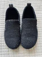 Living Kitzbuhel Sloffen Maat 33, Ophalen of Verzenden, Zo goed als nieuw, Jongetje of Meisje, Slofjes