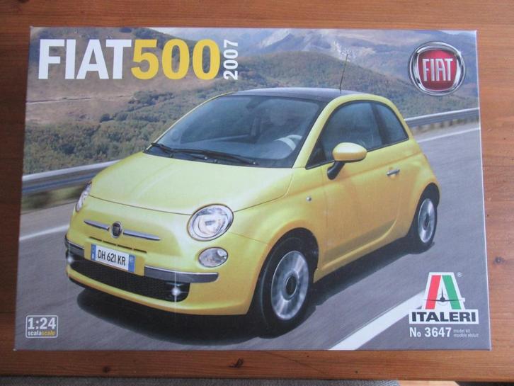 Fiat 500 - 2007  (Italeri 1/24), Hobby en Vrije tijd, Modelbouw | Auto's en Voertuigen, Nieuw, Auto, Groter dan 1:32, Italeri