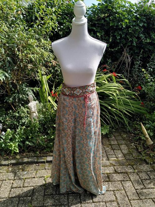 Luchtige BOHO broek 🌅 Zijde-achtige stof 🌅 TAILLE 38-55 cm, Kleding | Dames, Broeken en Pantalons, Zo goed als nieuw, Lang, Ophalen of Verzenden