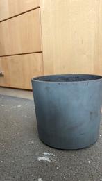 Bloempot, Rond, Ophalen of Verzenden, Zo goed als nieuw, Aardewerk