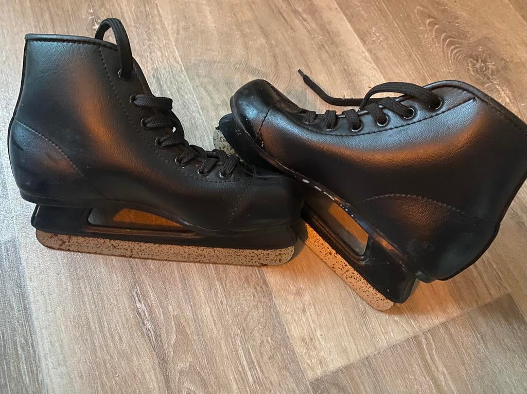 Kunstschaatsen maat 36, Sport en Fitness, Schaatsen, Overige merken, Gebruikt, Ophalen of Verzenden, Kunstschaatsen