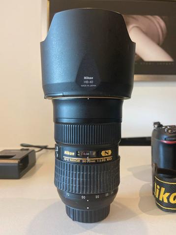 Nikon AF-S Nikkor 24-70mm f/2.8G ED Lens beschikbaar voor biedingen