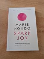 Boek marie kondo sparks joy opruimen masterclass, Ophalen of Verzenden, Zo goed als nieuw