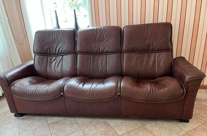 Stressless 3-zitsbank Bordeaux rood, Huis en Inrichting, Banken | Bankstellen, Gebruikt, Rechte bank, Driepersoons, 200 tot 250 cm