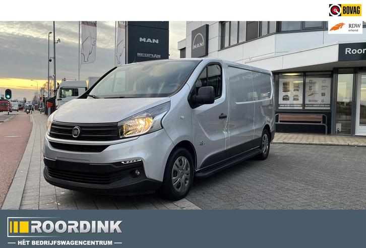 Fiat Talento 2.0 MultiJet L2H1 , Sidesteps, trekhaak complet, Auto's, Bestelauto's, Bedrijf, Te koop, ABS, Achteruitrijcamera