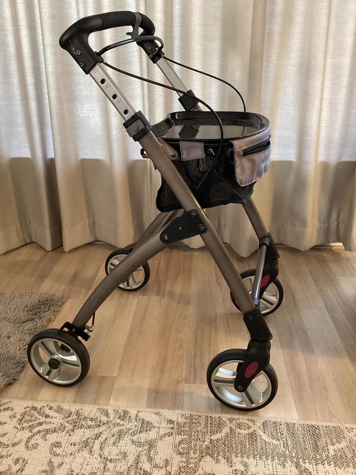 Zeer mooie Wheelzahead thuisrollator, Diversen, Rollators, Zo goed als nieuw, Ophalen