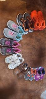 Kinderschoenen z.g.a.n. v.l.n.r. mt.22/22/23/30/30/31/32/33., Ophalen of Verzenden, Zo goed als nieuw, Overige typen, Overige merken