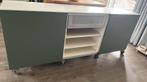 Ikea Besta meubel op wieltjes, Huis en Inrichting, Ophalen, Kunststof, 100 tot 150 cm, Zo goed als nieuw