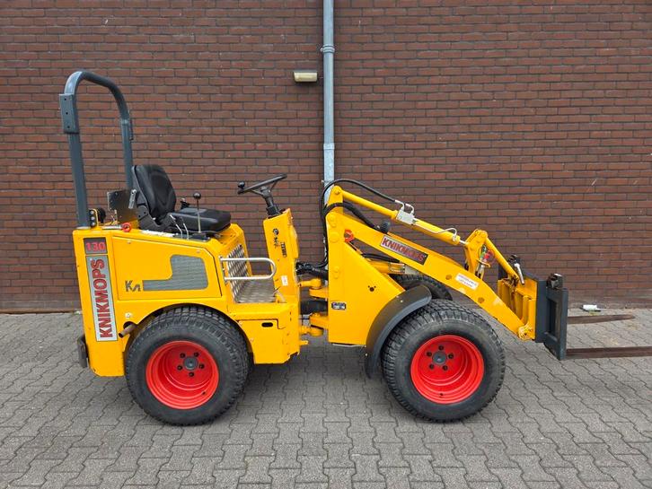 Knikmops 130 Kniklader / 2019 / 625 Uren!!, Zakelijke goederen, Machines en Bouw | Kranen en Graafmachines, Wiellader of Shovel