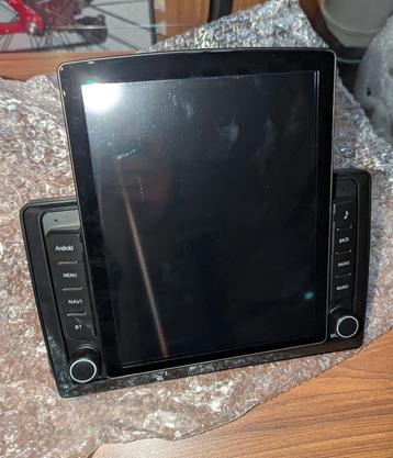 9,7 inch Android autoradio TS200 en achteruitrijcamera  beschikbaar voor biedingen
