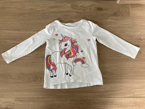 Witte longsleeve met eenhoorn. Maat 98/104., Kinderen en Baby's, Kinderkleding | Maat 98, Zo goed als nieuw, Meisje, Shirt of Longsleeve